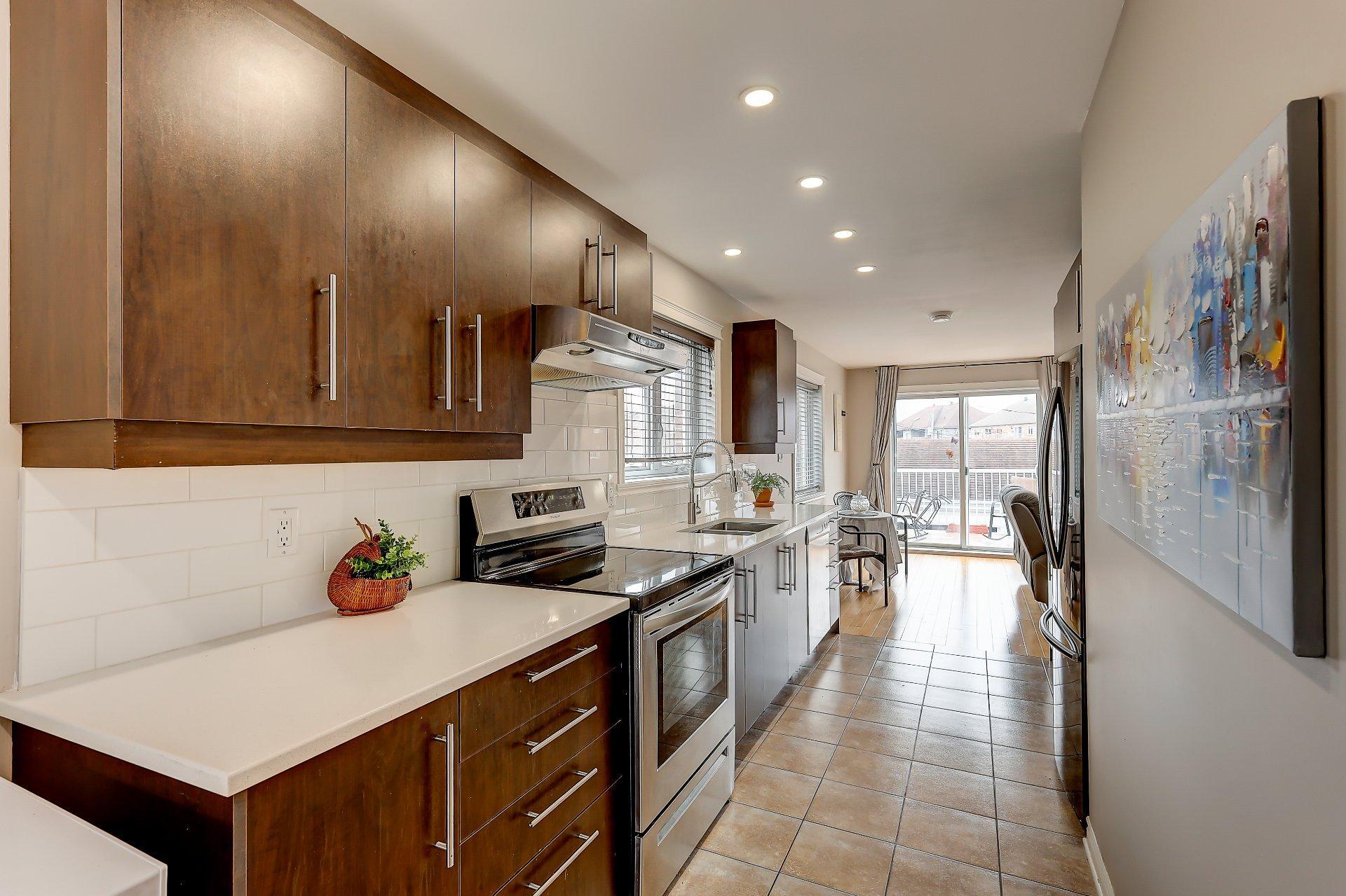 









9


Rue du Grenat

,
Saint-Jean-sur-Richelieu,




QC
J2W0C7

