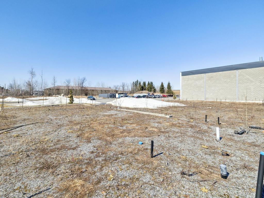 









1725


Rue Atmec

, 106,
Gatineau (Gatineau),




QC
J8R3Y4

