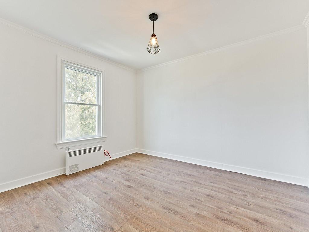









1056


Rue St-Louis

,
Sherbrooke (Les Nations),




QC
J1H4N8

