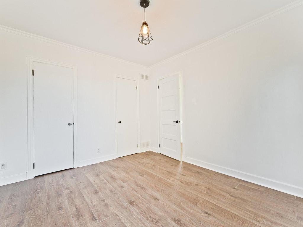 









1056


Rue St-Louis

,
Sherbrooke (Les Nations),




QC
J1H4N8

