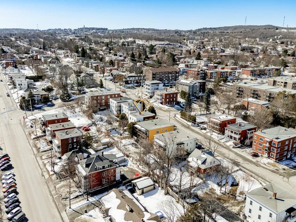 









1056


Rue St-Louis

,
Sherbrooke (Les Nations),




QC
J1H4N8

