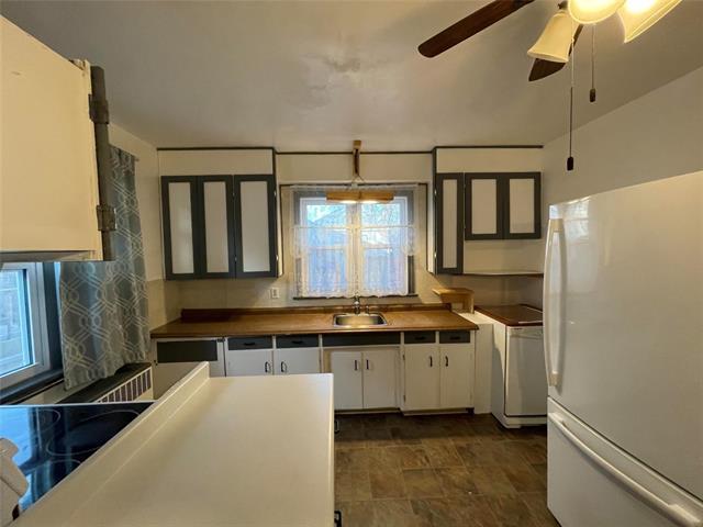 









491


Magnus

AVE,
Winnipeg,




MB
R2W 2C4

