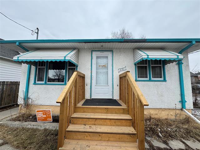 









491


Magnus

AVE,
Winnipeg,




MB
R2W 2C4

