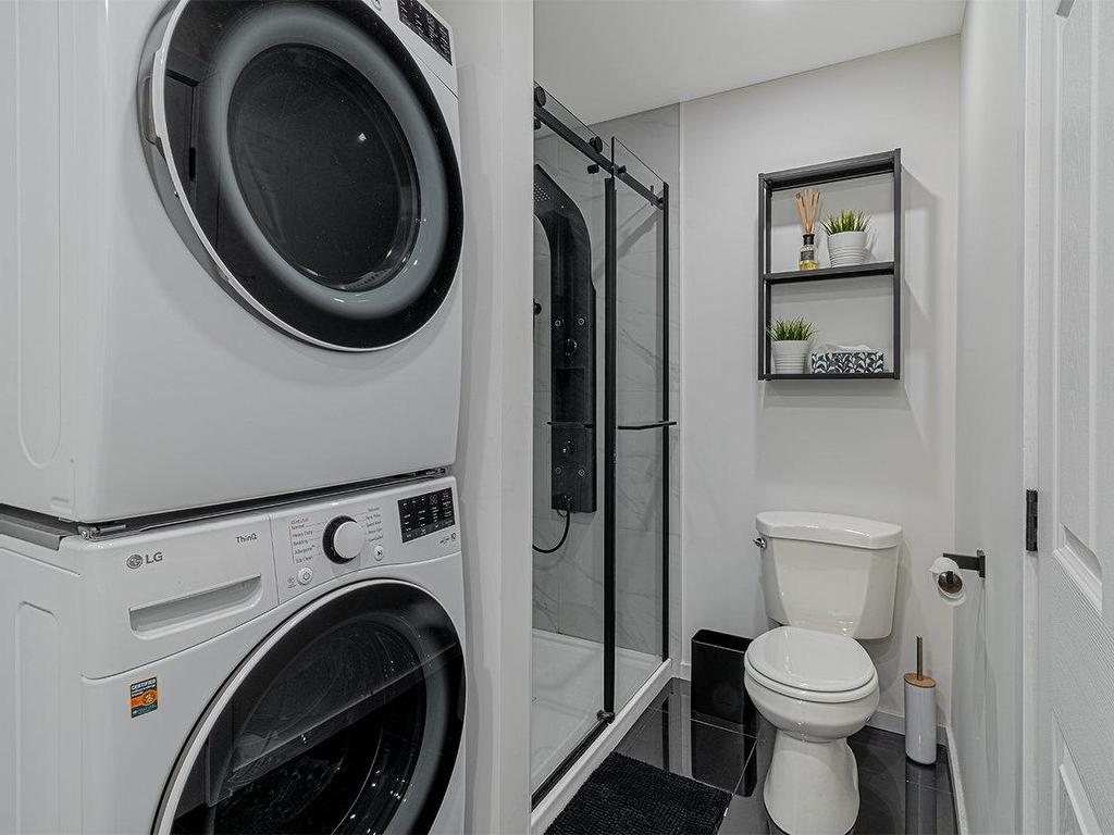 









159


Rue du Bois-Joli

,
Saint-Amable,




QC
J0L1N0


