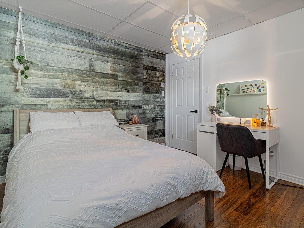 









159


Rue du Bois-Joli

,
Saint-Amable,




QC
J0L1N0

