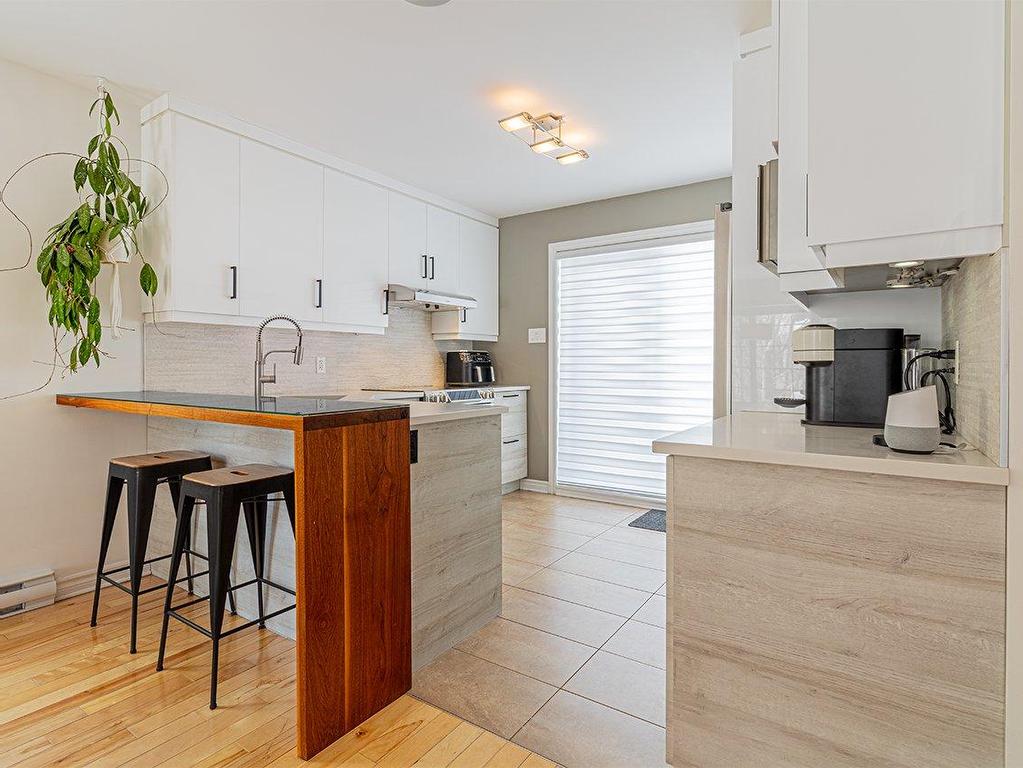 









159


Rue du Bois-Joli

,
Saint-Amable,




QC
J0L1N0

