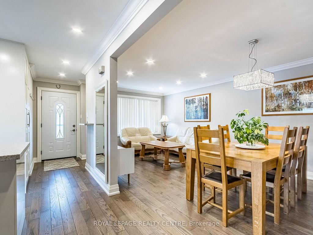 









179


Laurentian

Drive,
Kitchener,




ON
N2E 2G1

