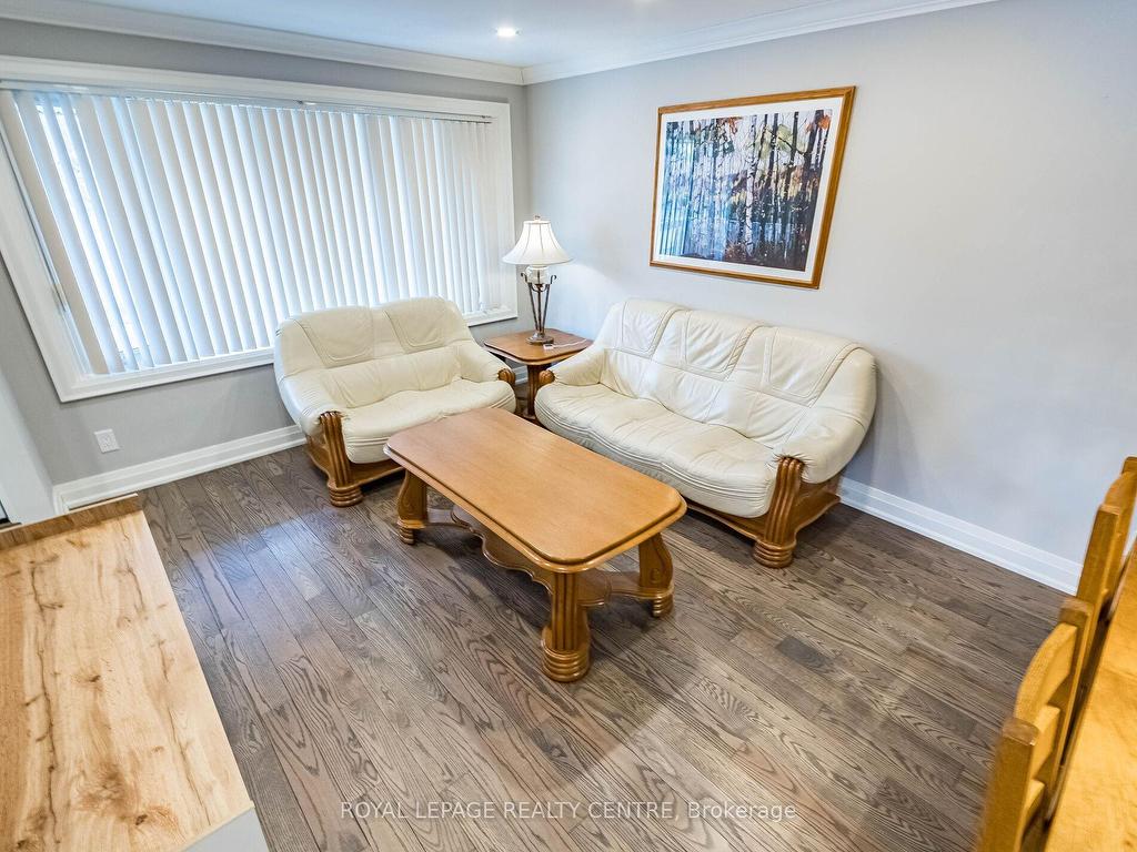 









179


Laurentian

Drive,
Kitchener,




ON
N2E 2G1

