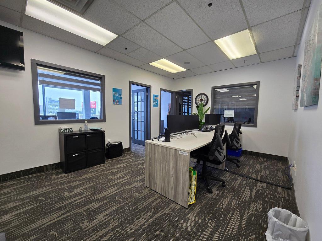 









3221


Aut. Jean-Noël-Lavoie (A-440)

, 205,
Laval (Chomedey),




QC
H7P5P2

