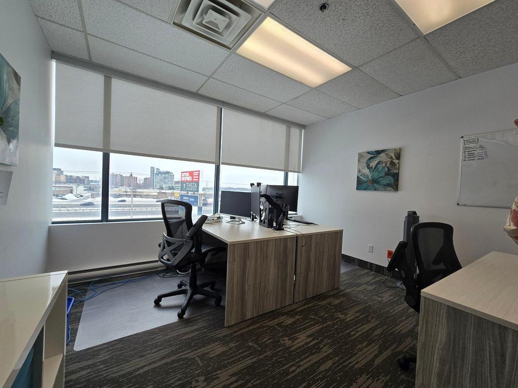 









3221


Aut. Jean-Noël-Lavoie (A-440)

, 205,
Laval (Chomedey),




QC
H7P5P2

