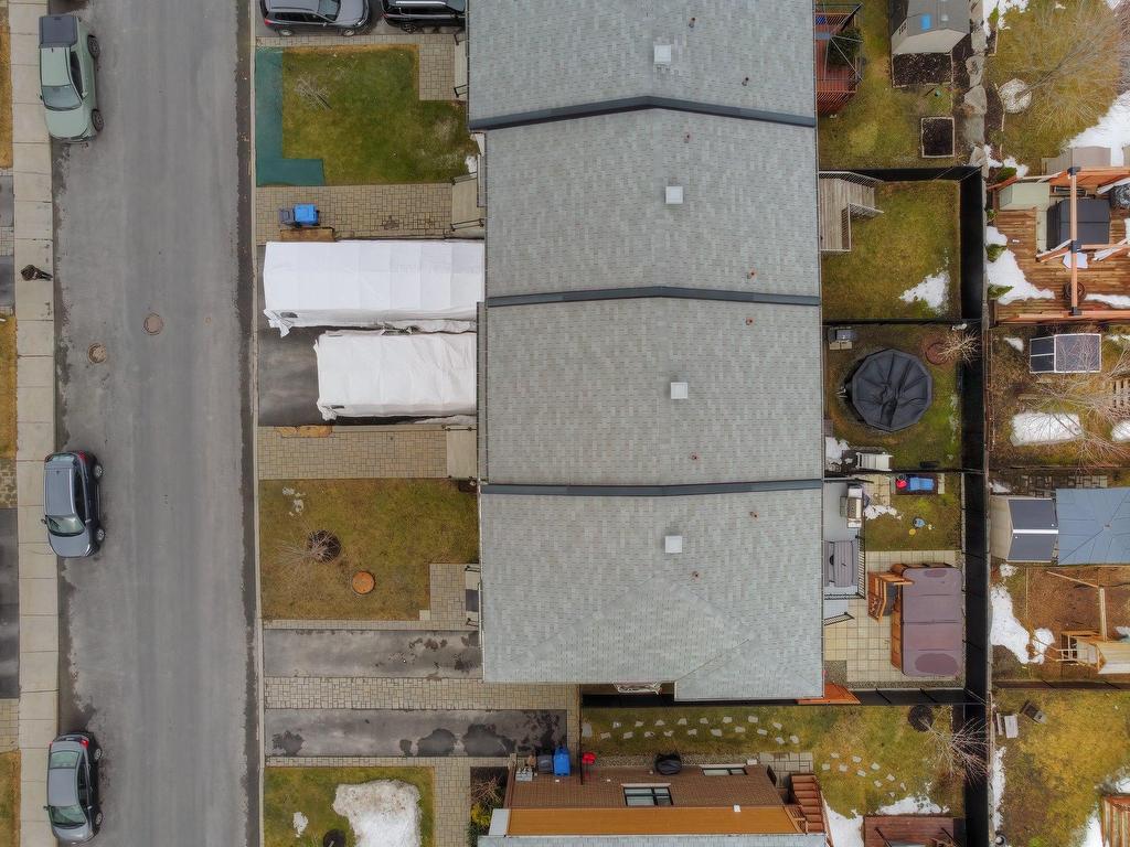 









3672


Rue Émile-Bouthillier

,
Longueuil (Saint-Hubert),




QC
J3Y0R1


