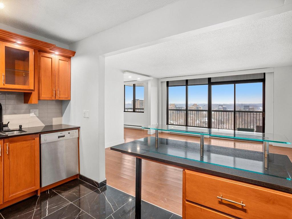 









4300


Place des Cageux

, 1102,
Laval (Chomedey),




QC
H7W4Z3

