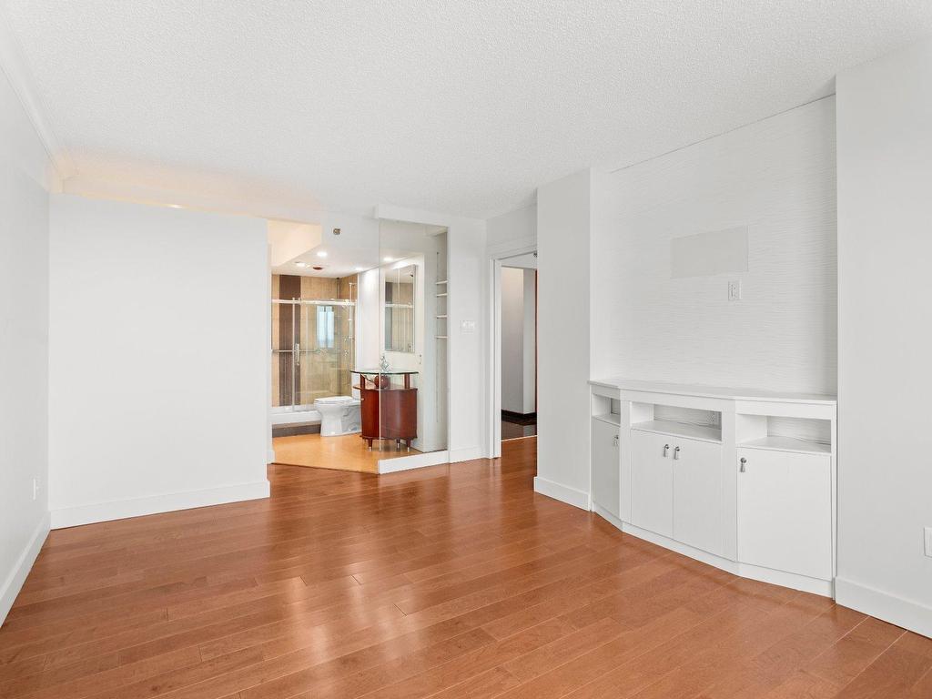 









4300


Place des Cageux

, 1102,
Laval (Chomedey),




QC
H7W4Z3

