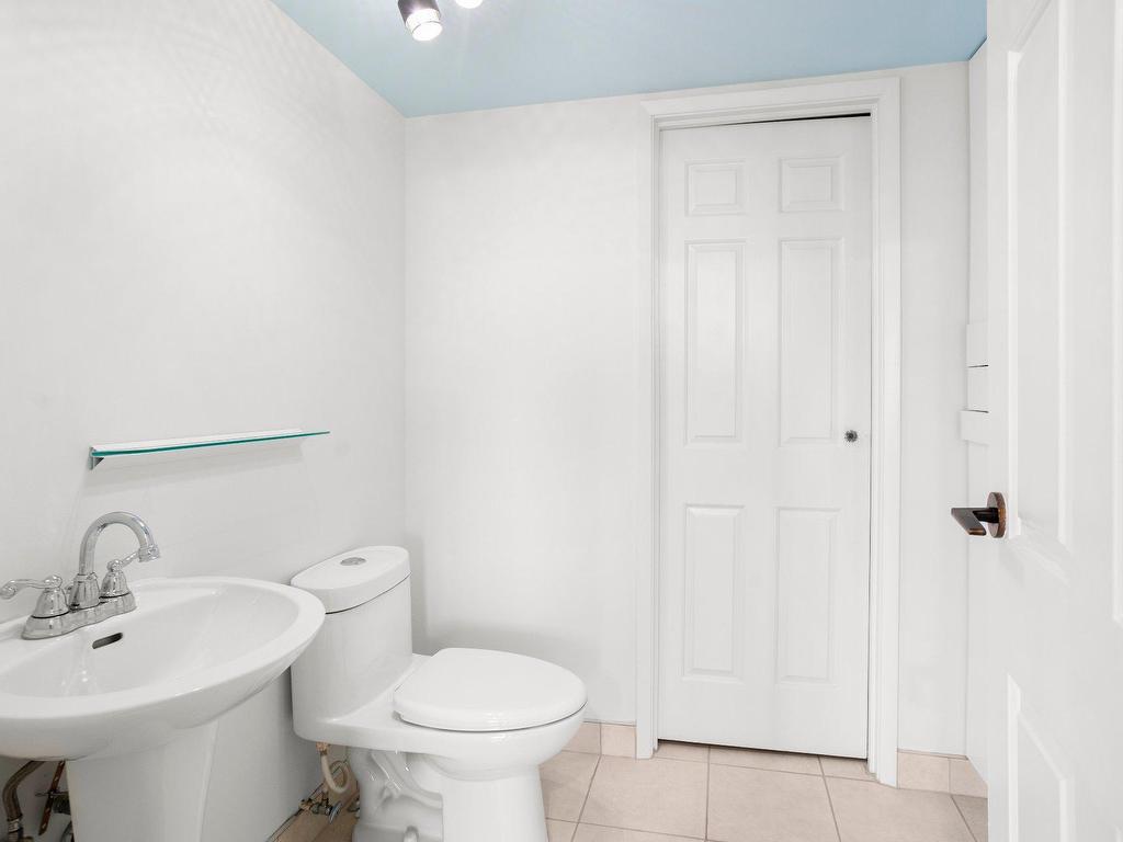 









4300


Place des Cageux

, 1102,
Laval (Chomedey),




QC
H7W4Z3

