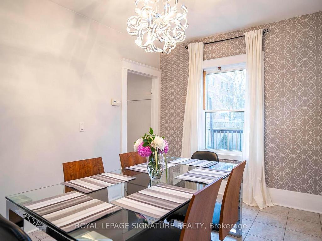 









2


McDonald

Avenue,
London North,




ON
N6G 1B1

