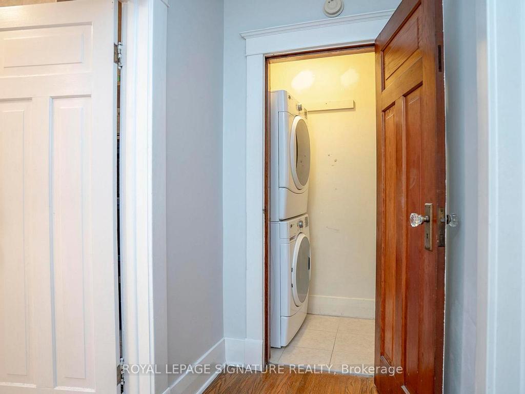 









2


McDonald

Avenue,
London North,




ON
N6G 1B1

