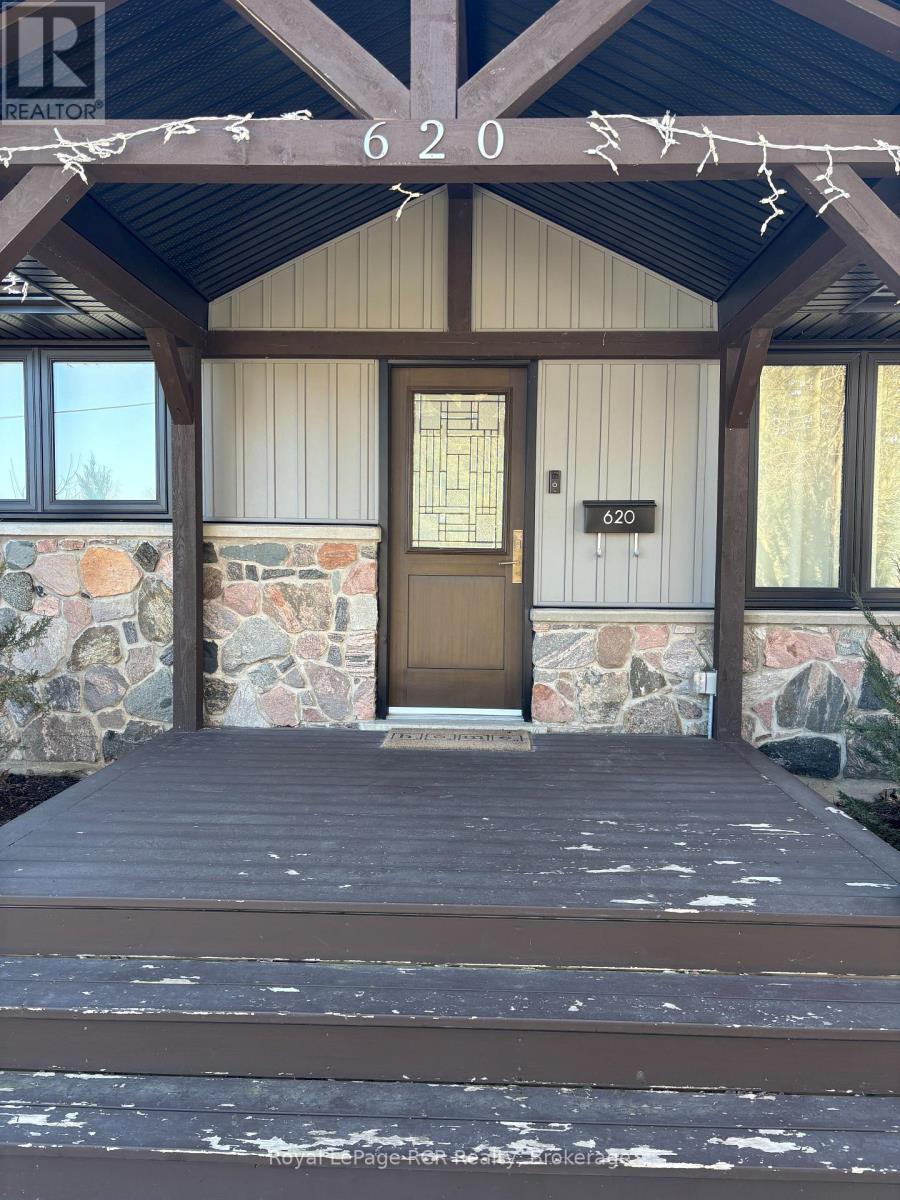 












620 ELM AVENUE N

,
North Perth (Listowel),




Ontario
N4W3G2


