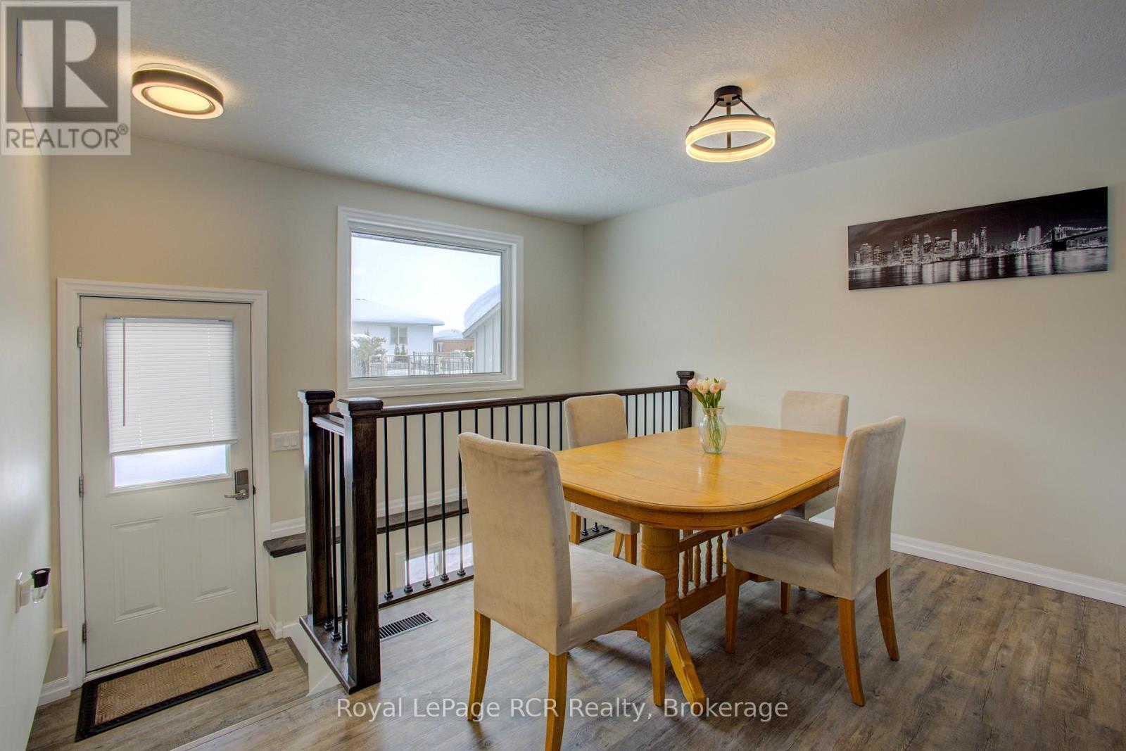 












620 ELM AVENUE N

,
North Perth (Listowel),




Ontario
N4W3G2

