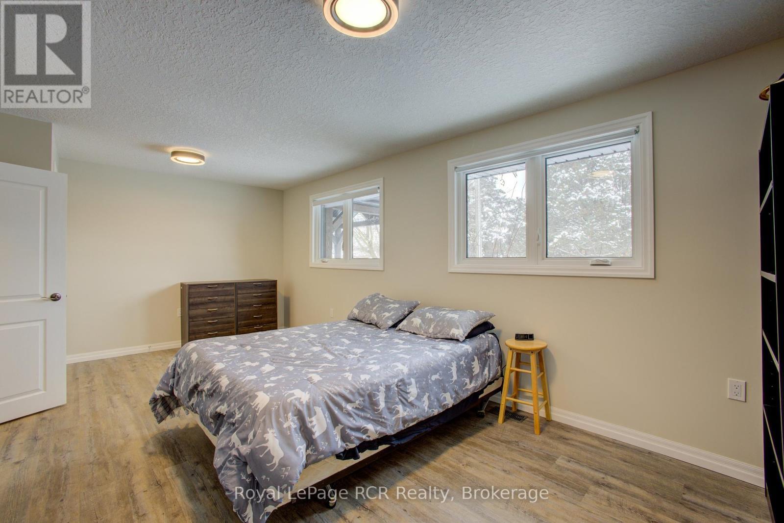 












620 ELM AVENUE N

,
North Perth (Listowel),




Ontario
N4W3G2

