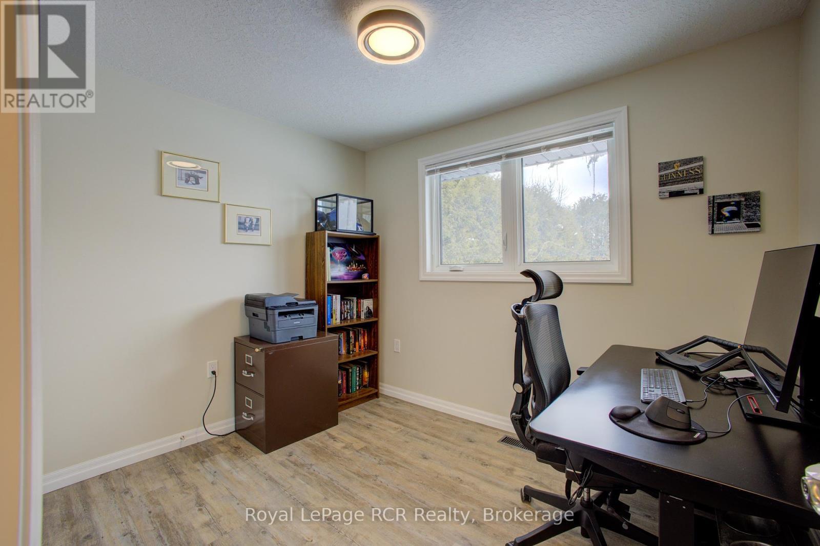 












620 ELM AVENUE N

,
North Perth (Listowel),




Ontario
N4W3G2

