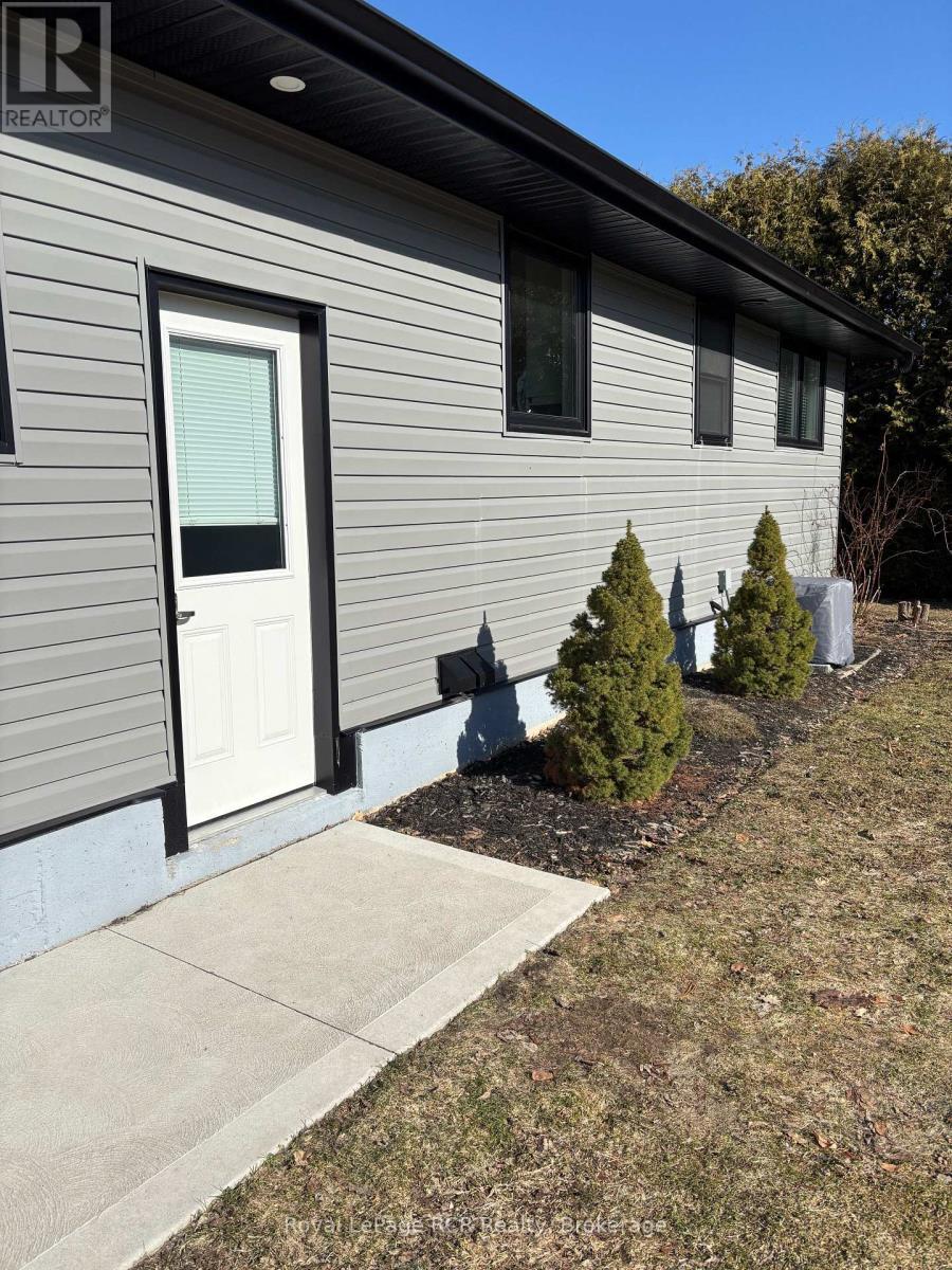 












620 ELM AVENUE N

,
North Perth (Listowel),




Ontario
N4W3G2

