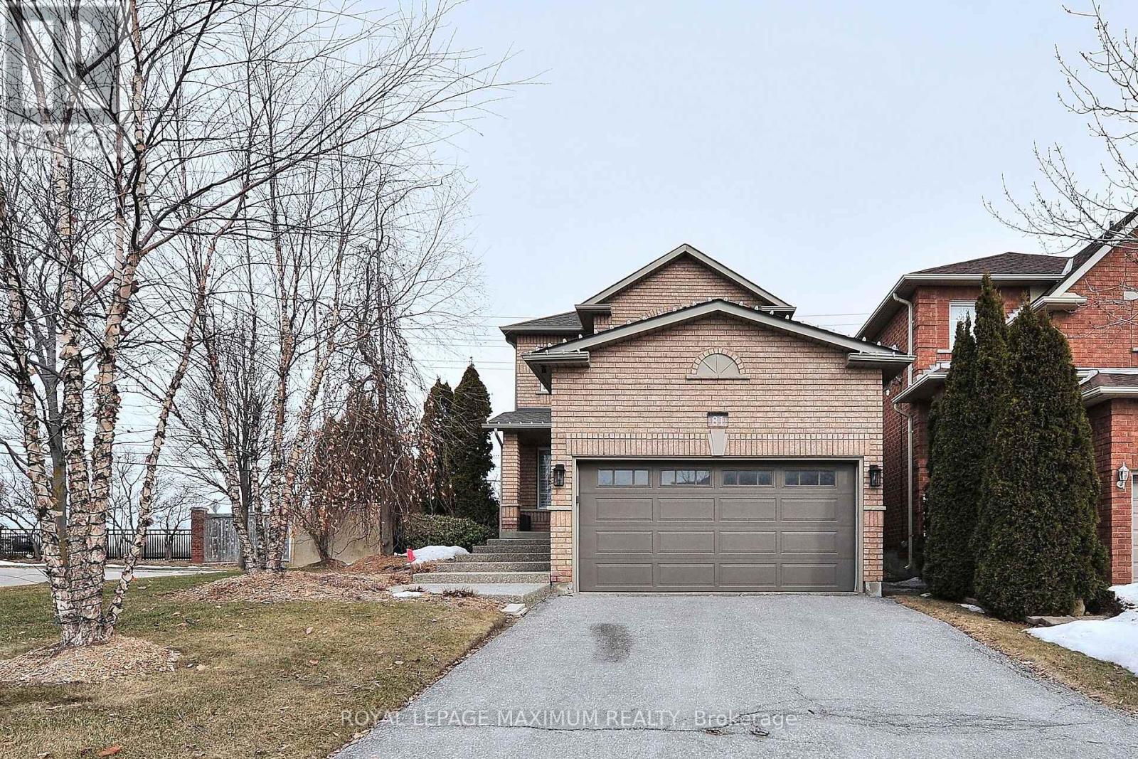 












81 THORNTON CRESCENT

,
Vaughan,




Ontario
L6A2T1

