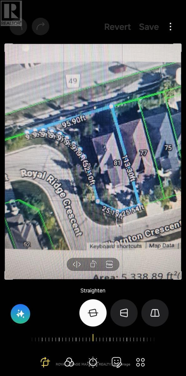 












81 THORNTON CRESCENT

,
Vaughan,




Ontario
L6A2T1

