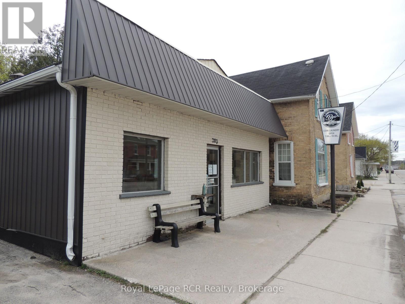 












203 GARAFRAXA STREET S

,
West Grey,




Ontario
N0G1R0

