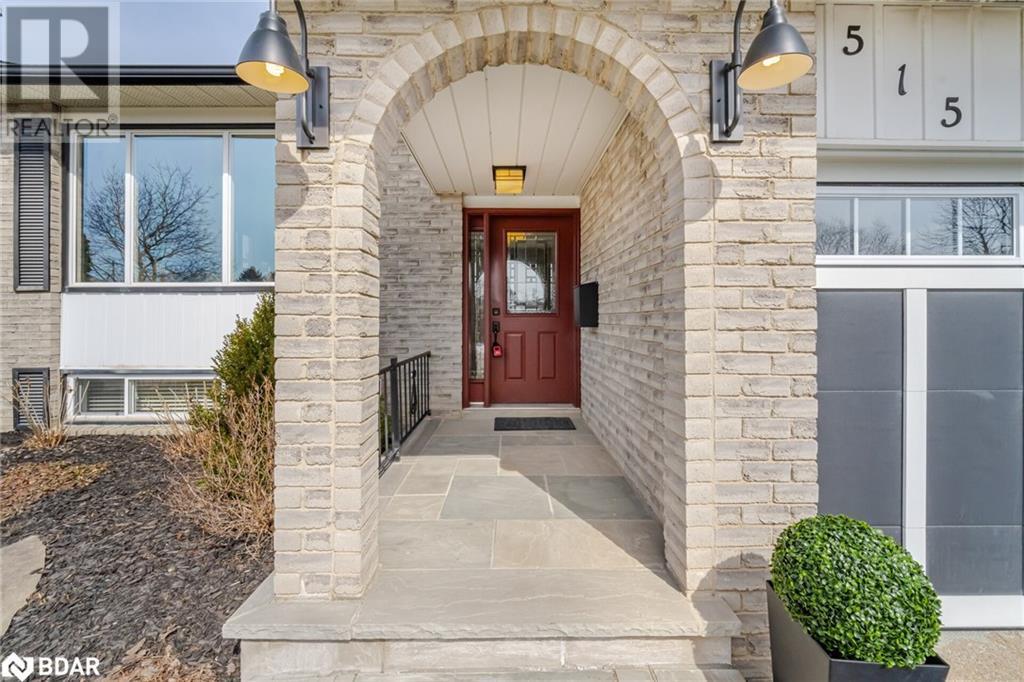 












515 CLOVER PARK Crescent

,
Milton,




Ontario
L9T4T6

