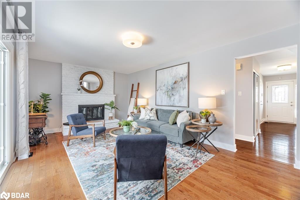 












515 CLOVER PARK Crescent

,
Milton,




Ontario
L9T4T6


