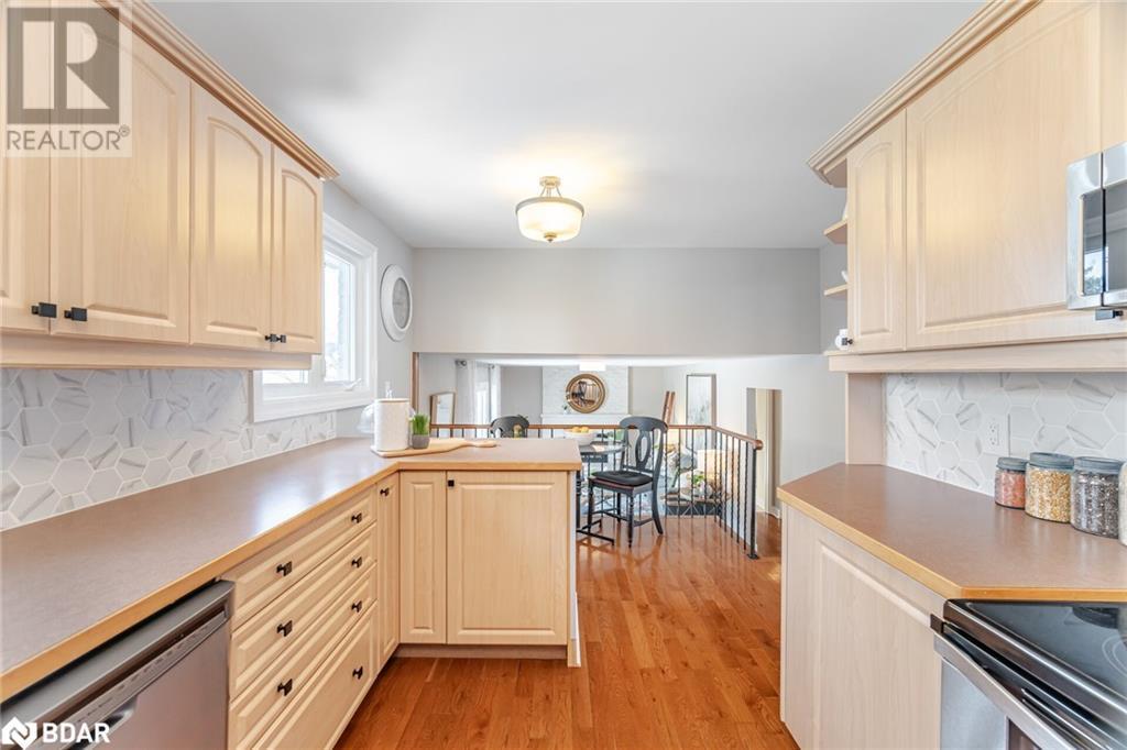 












515 CLOVER PARK Crescent

,
Milton,




Ontario
L9T4T6


