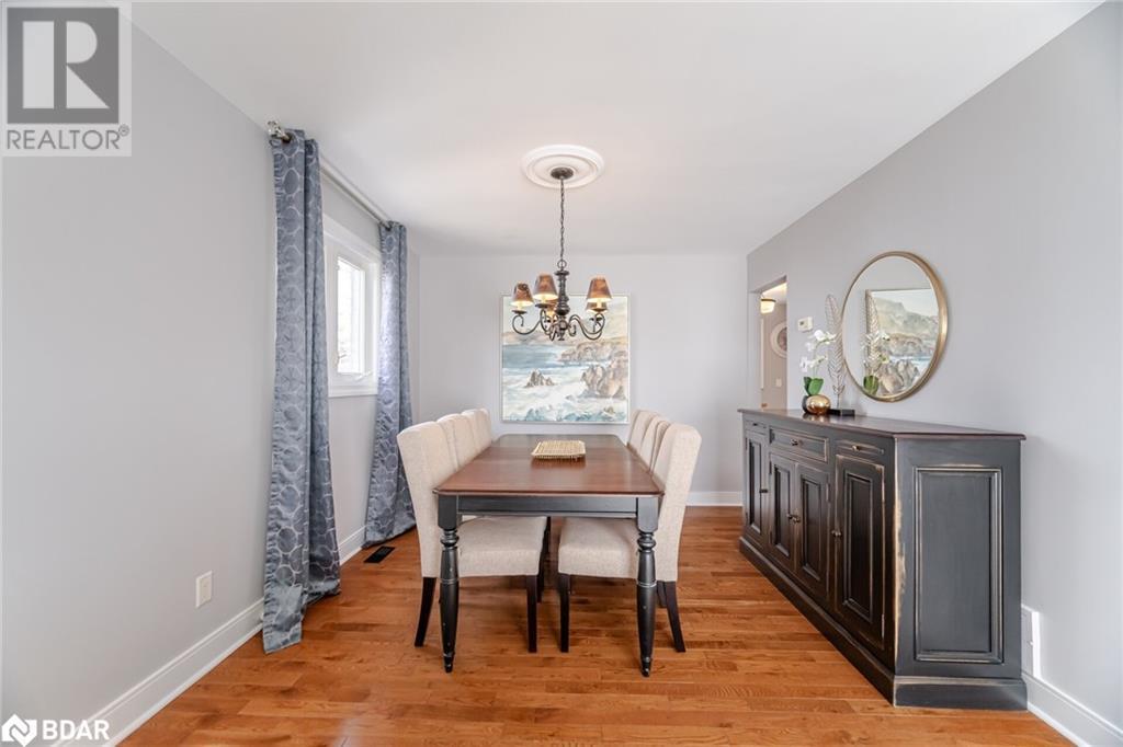












515 CLOVER PARK Crescent

,
Milton,




Ontario
L9T4T6

