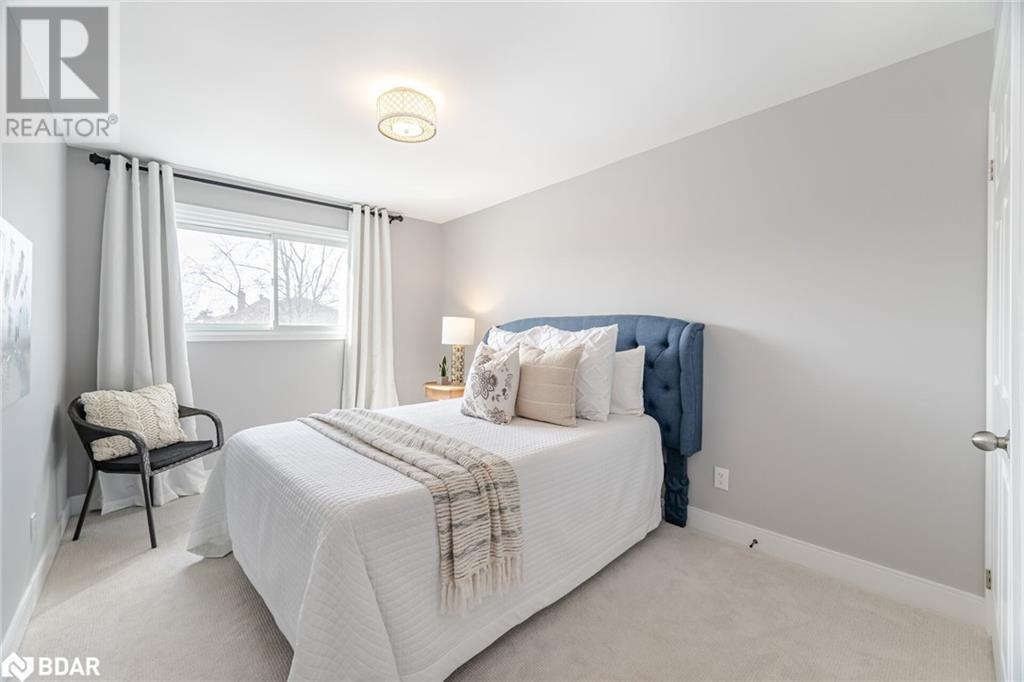 












515 CLOVER PARK Crescent

,
Milton,




Ontario
L9T4T6

