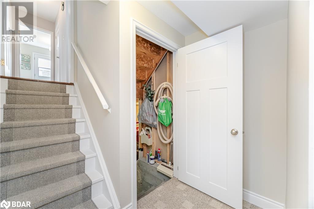 












515 CLOVER PARK Crescent

,
Milton,




Ontario
L9T4T6

