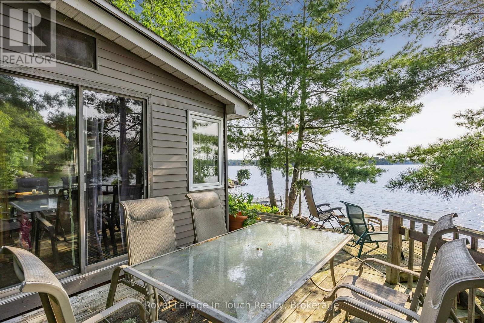












1916 SIX MILE LAKE SHORE

,
Georgian Bay (Baxter),




Ontario
L0K1S0

