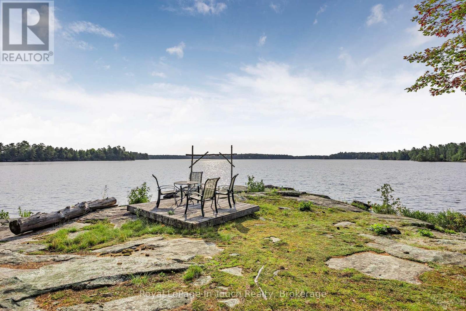 












1916 SIX MILE LAKE SHORE

,
Georgian Bay (Baxter),




Ontario
L0K1S0

