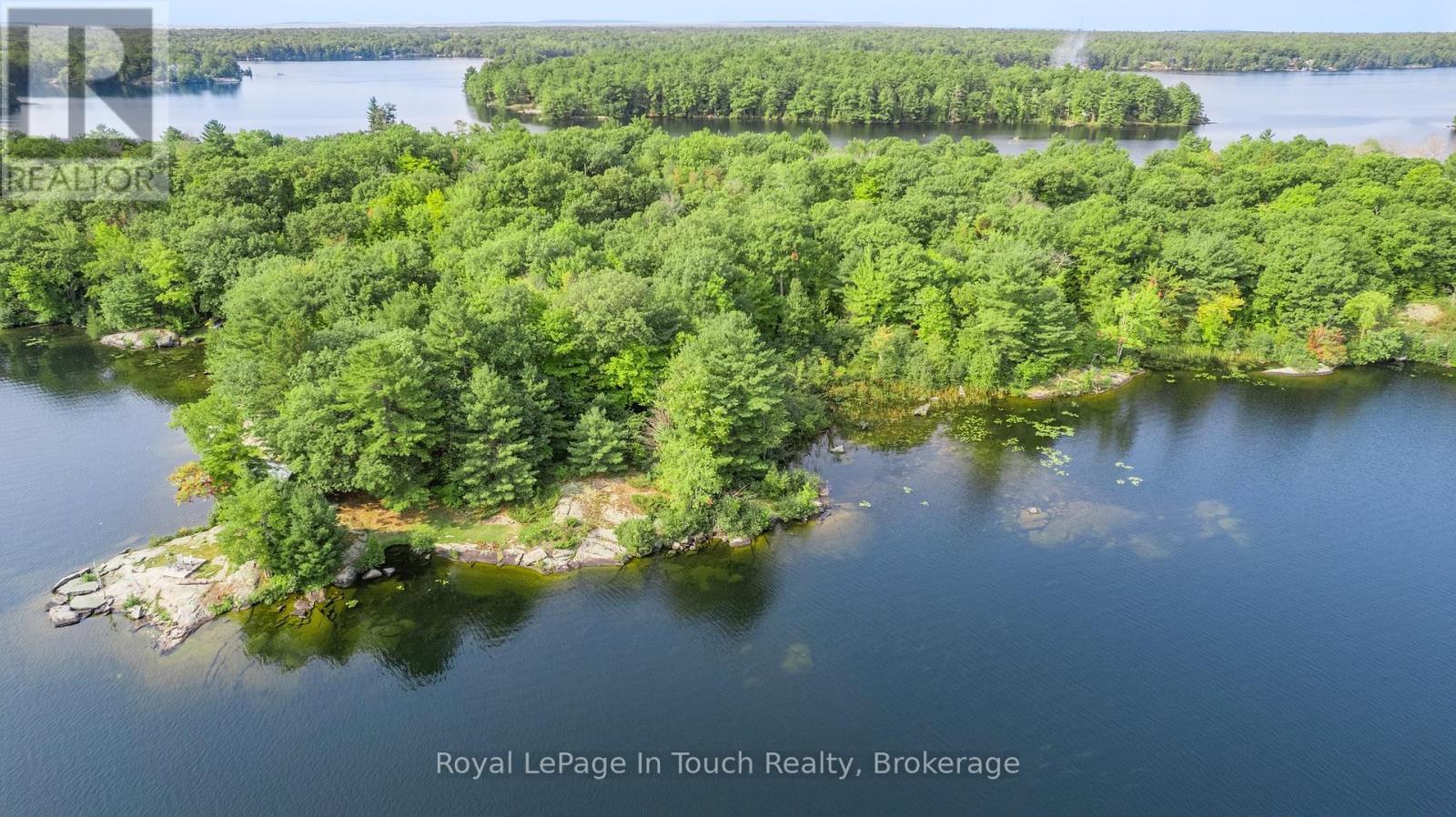 












1916 SIX MILE LAKE SHORE

,
Georgian Bay (Baxter),




Ontario
L0K1S0

