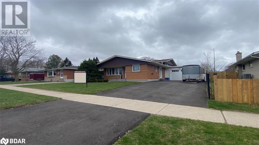 












179 LAURENTIAN Drive

,
Kitchener,




Ontario
N2E2G1

