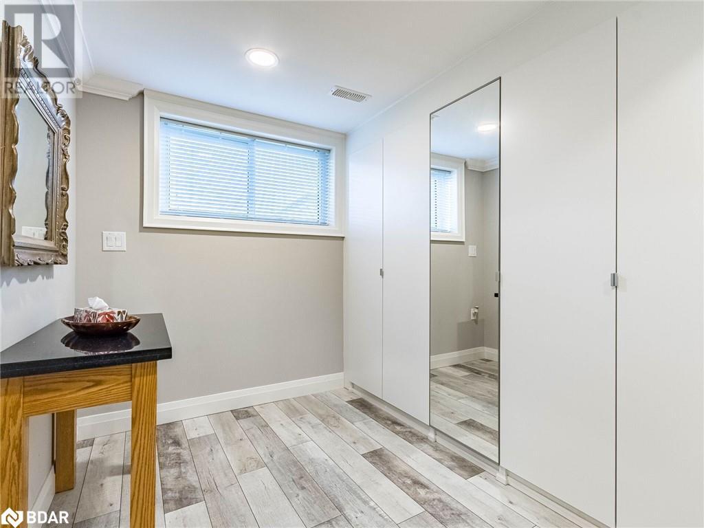 












179 LAURENTIAN Drive

,
Kitchener,




Ontario
N2E2G1

