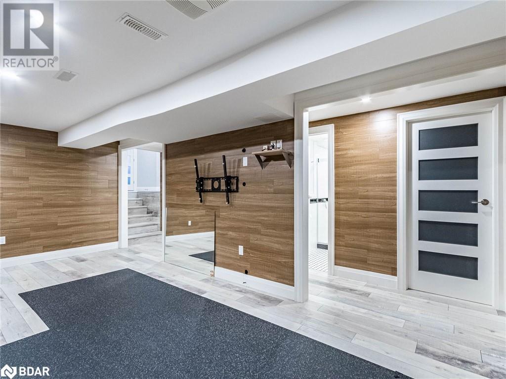 












179 LAURENTIAN Drive

,
Kitchener,




Ontario
N2E2G1


