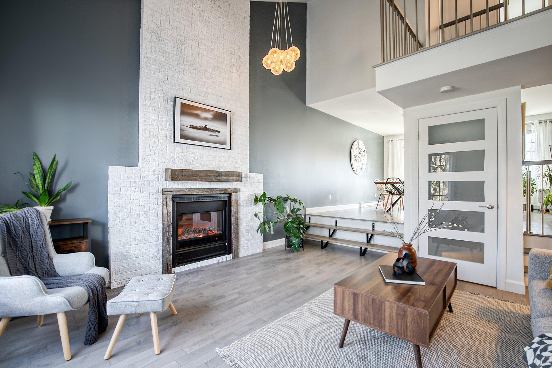 









7154


Rue Louis-Hébert

,
Longueuil (Saint-Hubert),




QC
J3Y8E9

