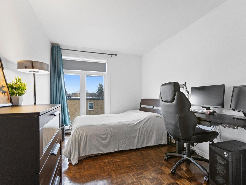 









205

 - 409


Av. Dorval

,
Dorval,




QC
H9S3H2

