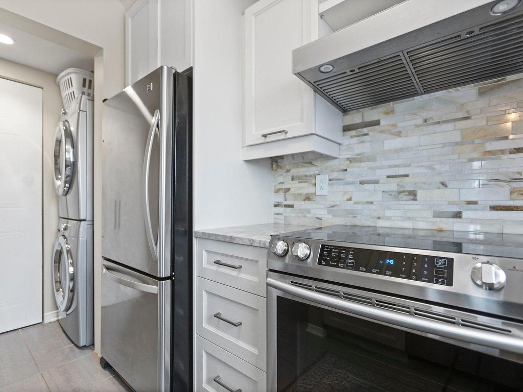 









205

 - 409


Av. Dorval

,
Dorval,




QC
H9S3H2

