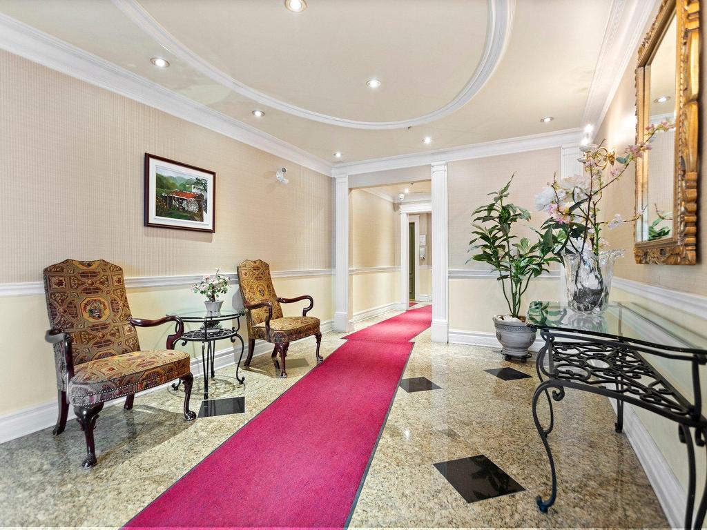 









205

 - 409


Av. Dorval

,
Dorval,




QC
H9S3H2

