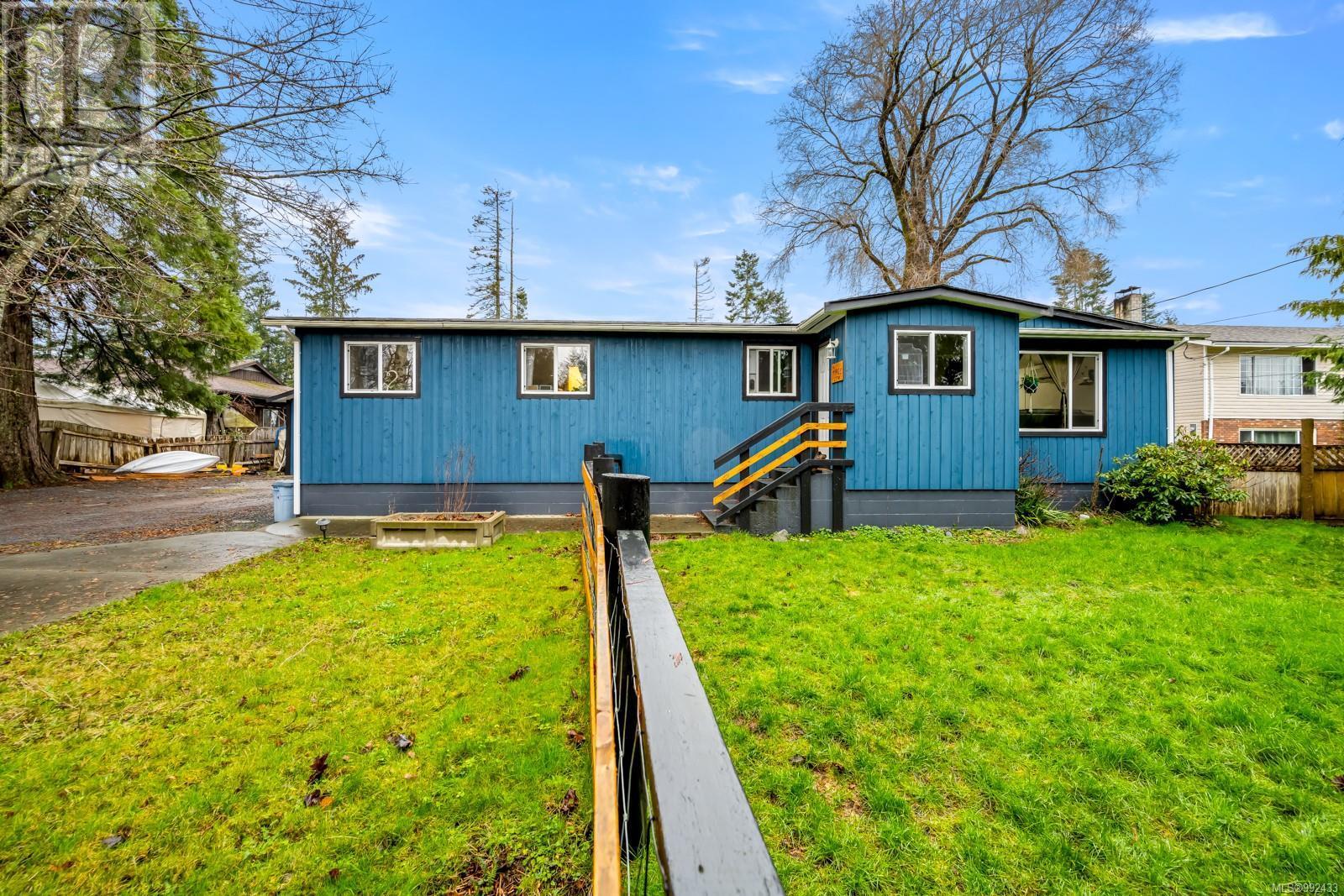 












1770 Holmstrom Rd

,
Campbell River,




British Columbia
V9W3T3

