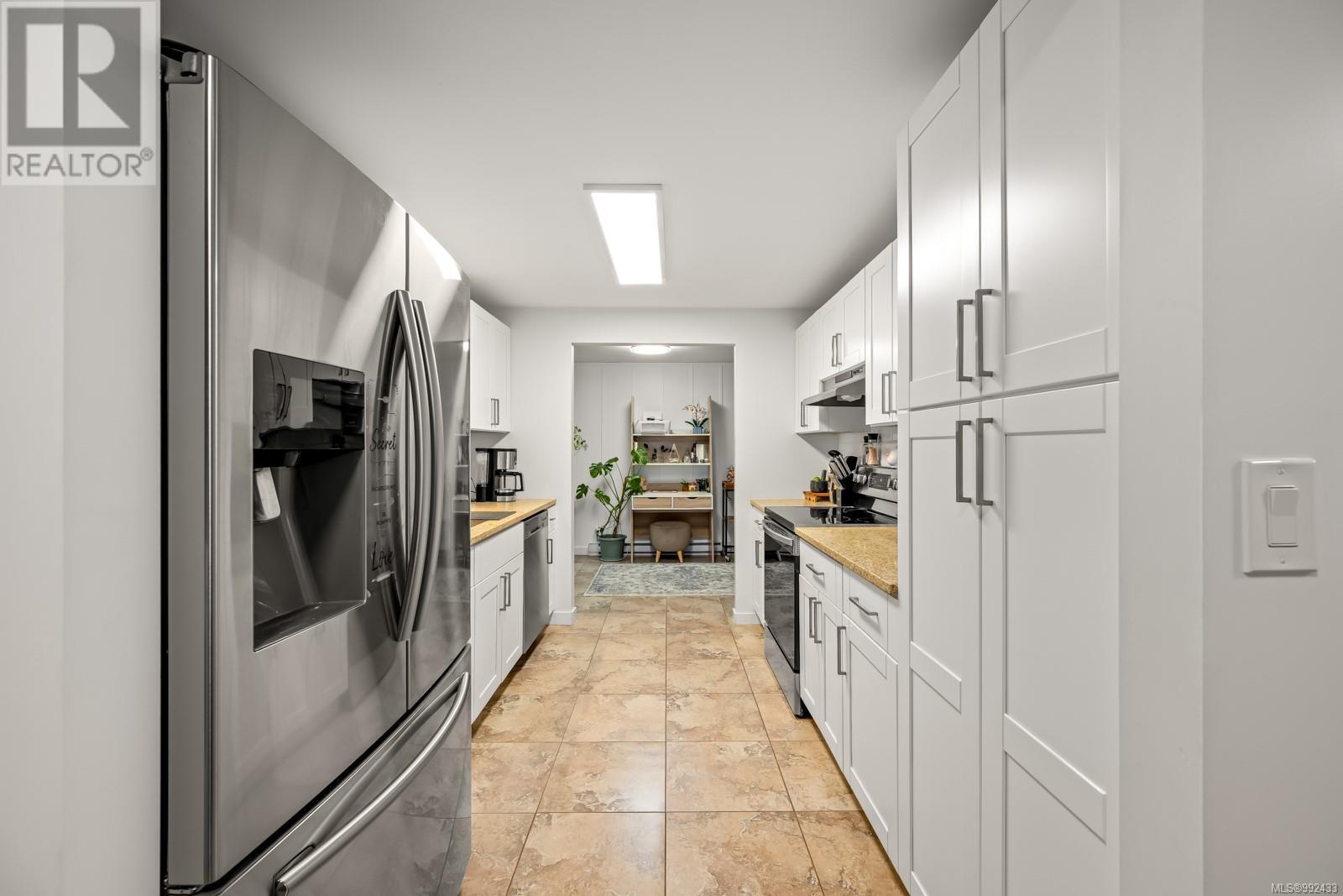 












1770 Holmstrom Rd

,
Campbell River,




British Columbia
V9W3T3

