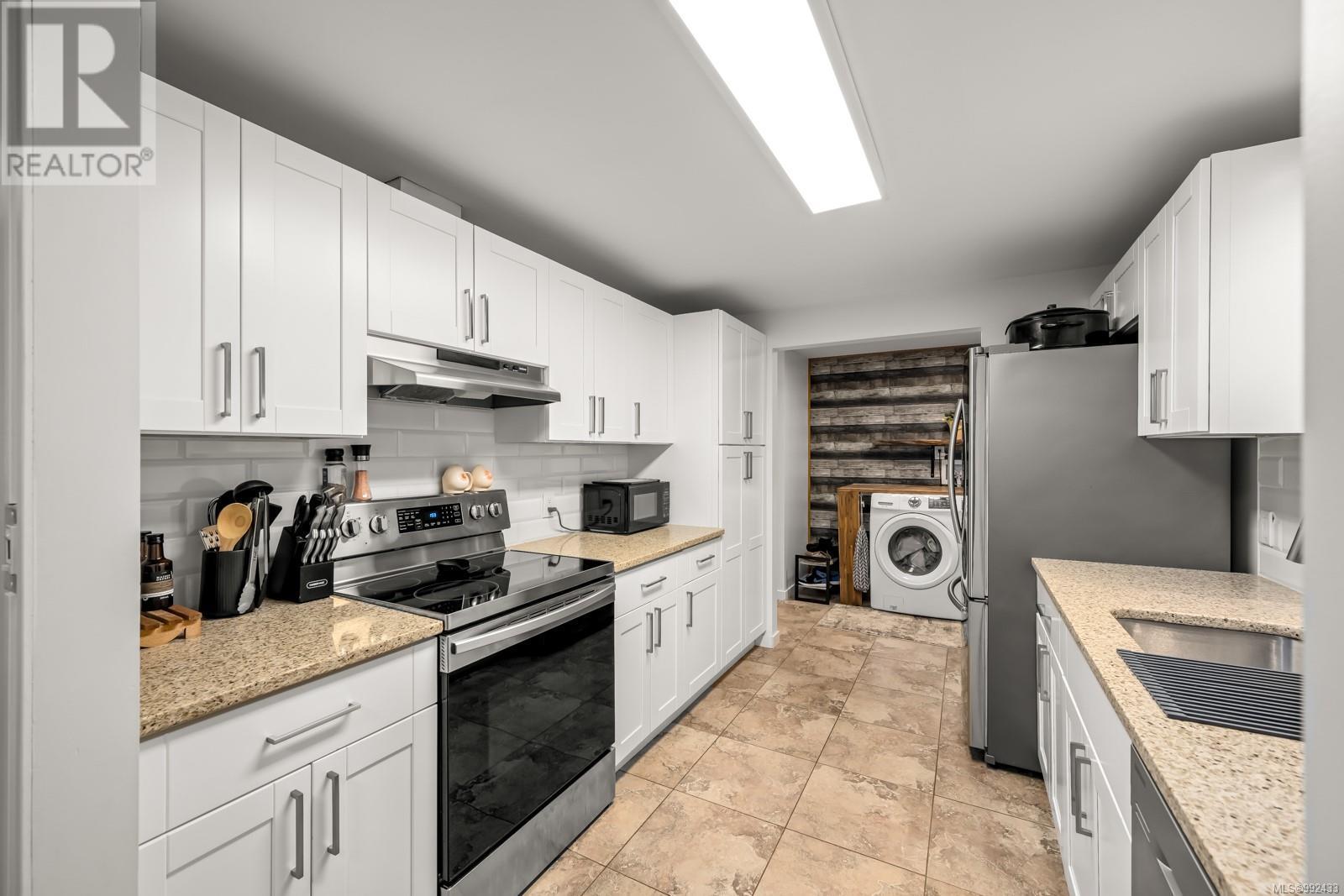 












1770 Holmstrom Rd

,
Campbell River,




British Columbia
V9W3T3

