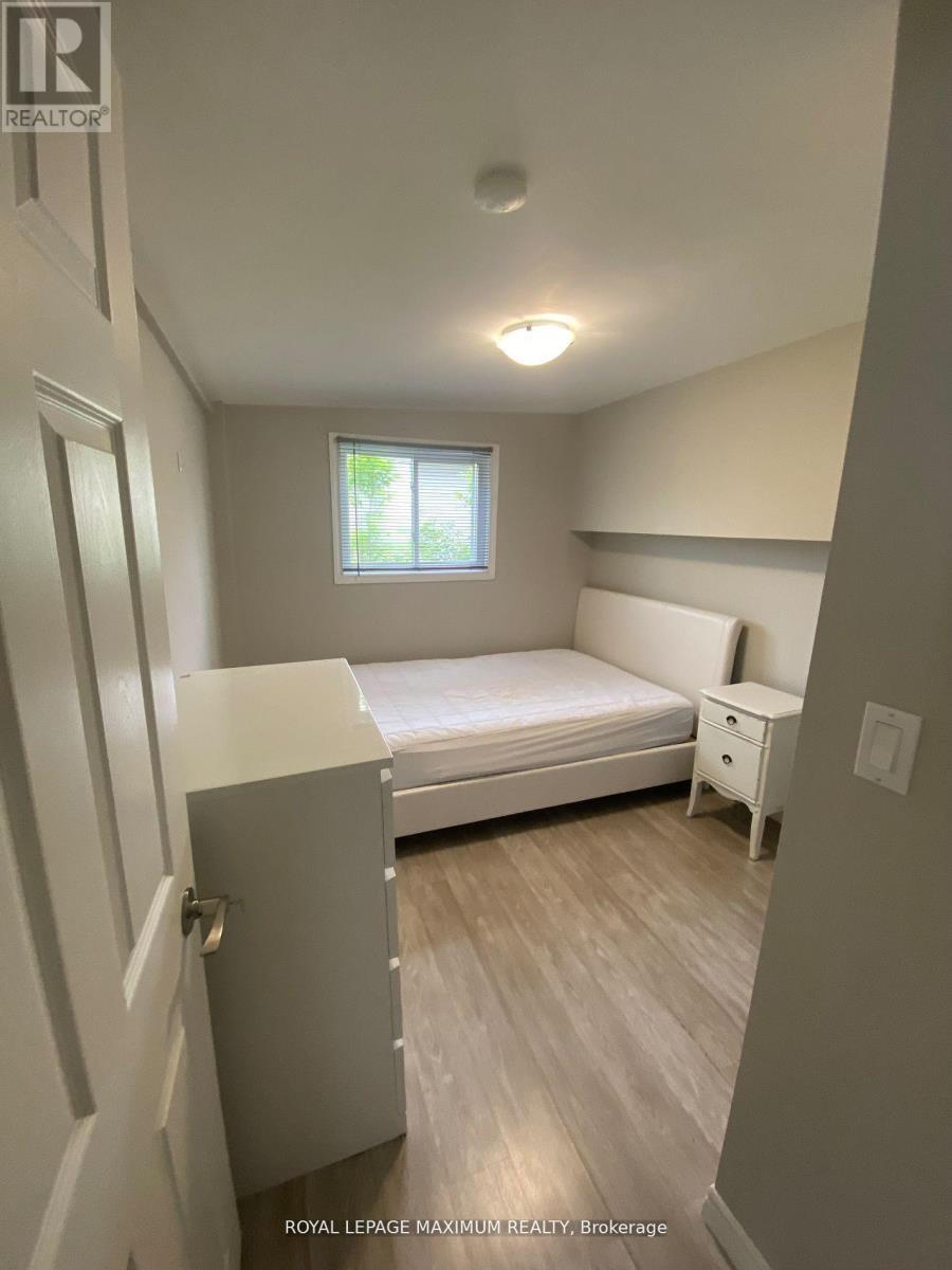 












360 FIRST AVENUE

,
Welland,




Ontario
L3C5Y9

