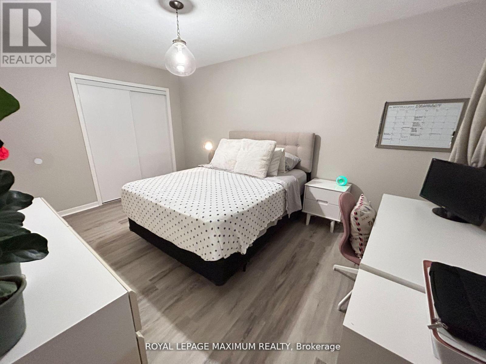 












360 FIRST AVENUE

,
Welland,




Ontario
L3C5Y9

