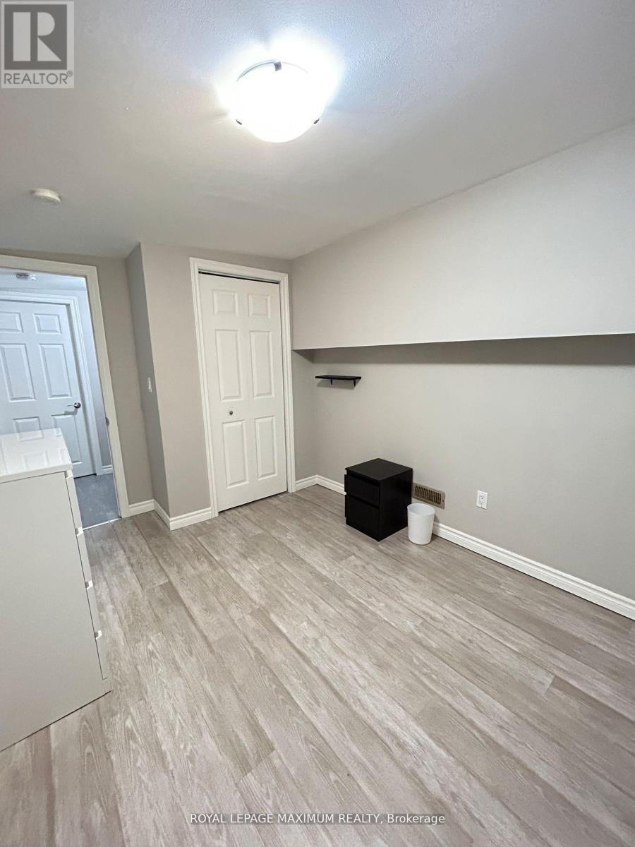 












360 FIRST AVENUE

,
Welland,




Ontario
L3C5Y9

